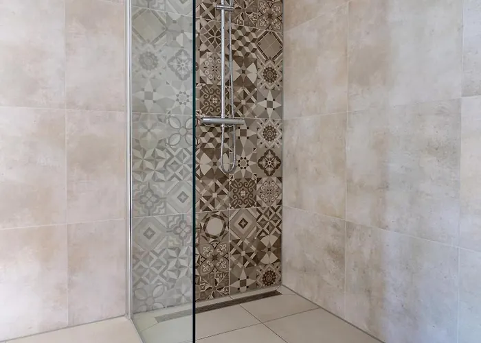 Hip In By Droomvilla